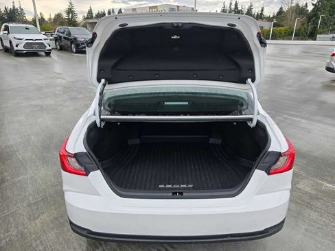 Used 2026 Toyota Camry LE w/ Convenience Package image 14