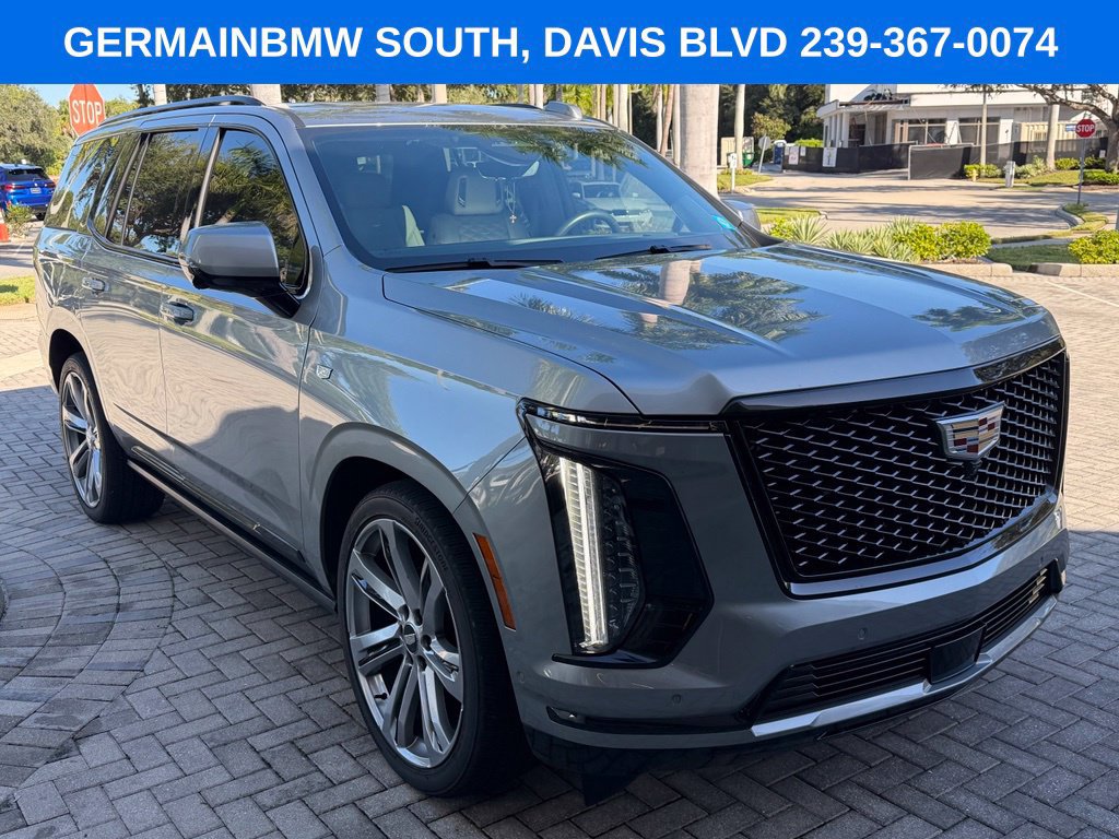Used 2025 Cadillac Escalade Sport Platinum AWD/4WD image 3