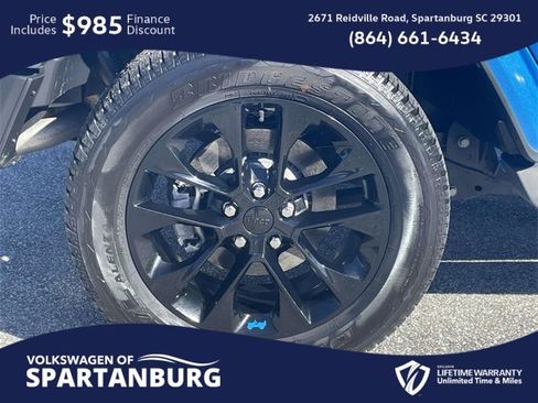 Used 2022 Jeep Wrangler Unlimited Sahara w/ Cold Weather Group image 7