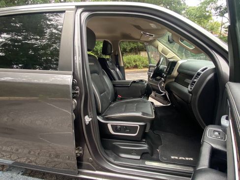 Used 2019 RAM 1500 Laramie w/ Off Road Group AWD/4WD image 57