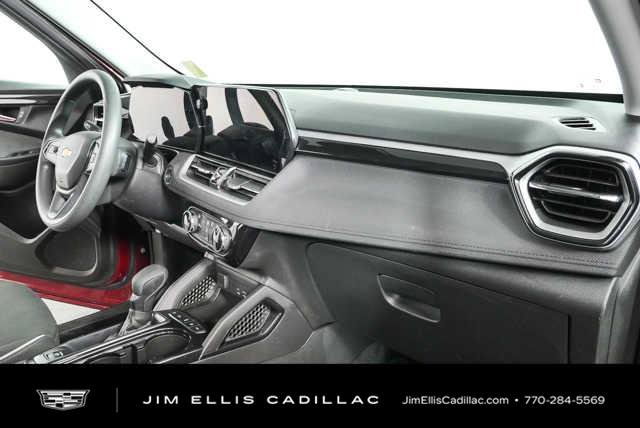 Used 2025 Chevrolet TrailBlazer LT AWD/4WD image 22
