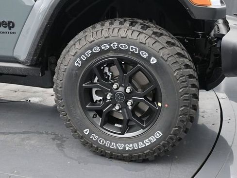 New 2026 Jeep Gladiator Willys image 30