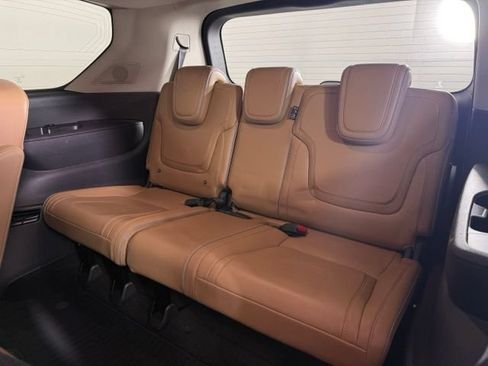 Used 2025 INFINITI QX80 Luxe RWD image 27