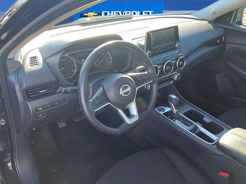 Used 2024 Nissan Sentra SV image 17