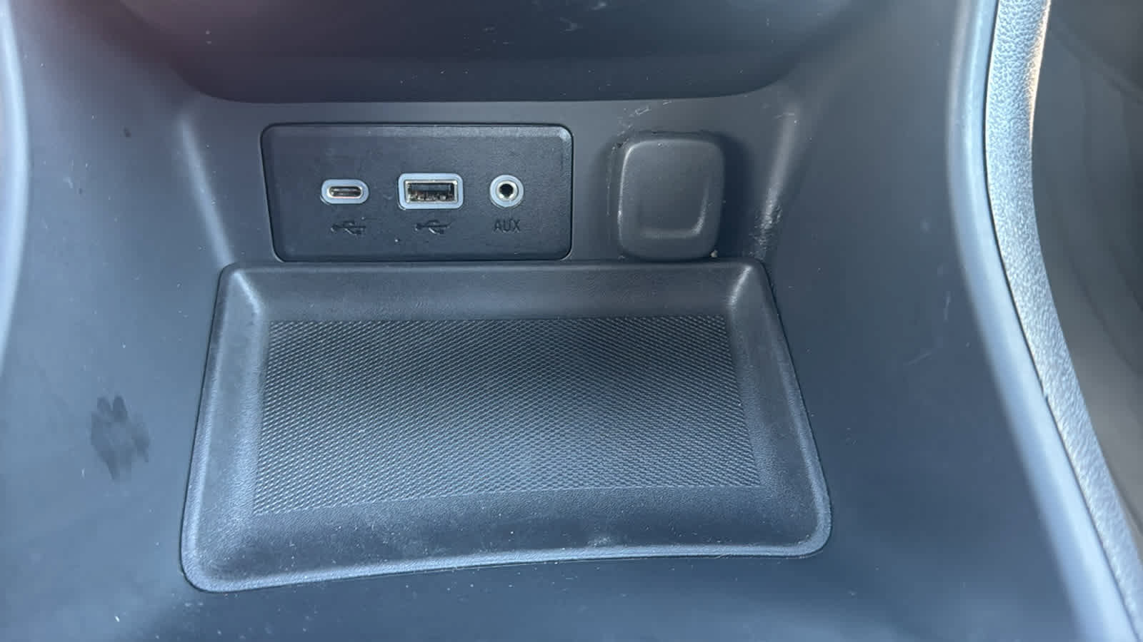 Used 2024 GMC Terrain SLE w/ Driver Convenience Package AWD/4WD image 19
