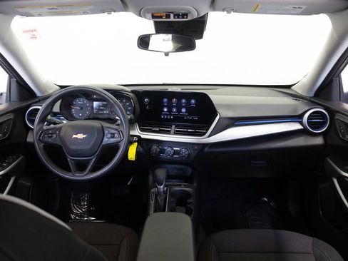 Used 2024 Chevrolet Trax LS w/ Driver Confidence Package FWD image 24
