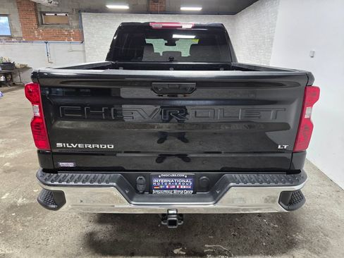 Used 2023 Chevrolet Silverado 1500 LT AWD/4WD image 41