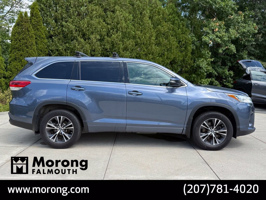 Used 2018 Toyota Highlander LE AWD/4WD image 7