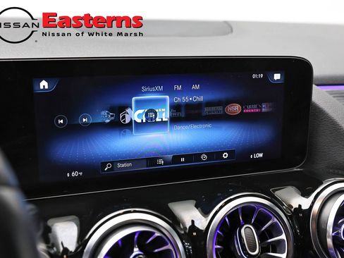 Used 2023 Mercedes-Benz GLA 250 4MATIC w/ Premium Package image 17