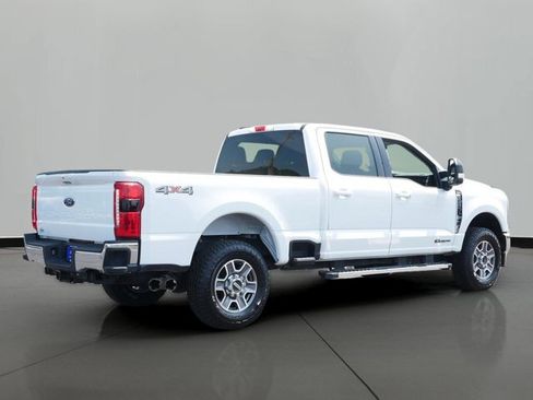 Certified 2025 Ford F250 Lariat AWD/4WD image 3