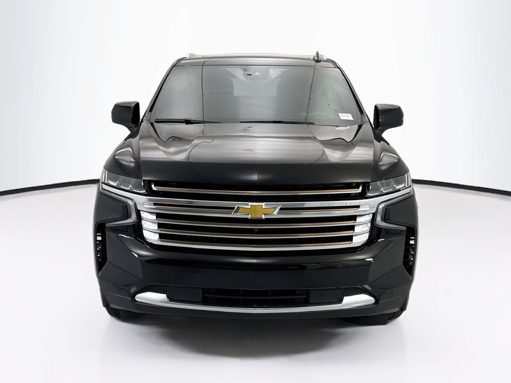 Used 2024 Chevrolet Tahoe High Country AWD/4WD image 2