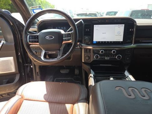 Used 2024 Ford F350 King Ranch AWD/4WD image 7