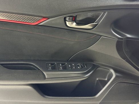 Used 2018 Honda Civic Type R image 33