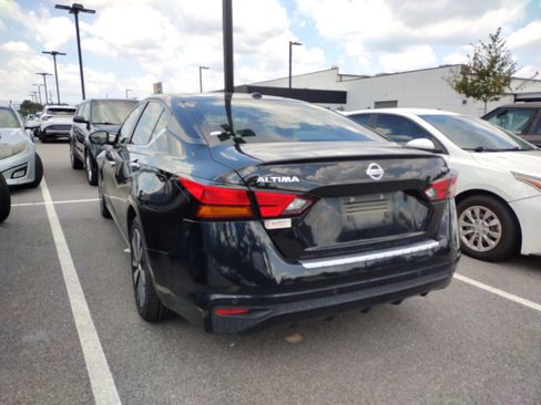Used 2022 Nissan Altima 2.5 SV FWD image 4
