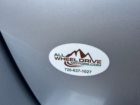 Used 2017 Subaru Crosstrek 2.0i Premium image 24