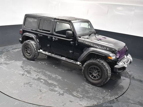 Used 2022 Jeep Wrangler Unlimited Sport image 35