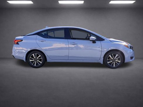 New 2025 Nissan Versa SV image 3