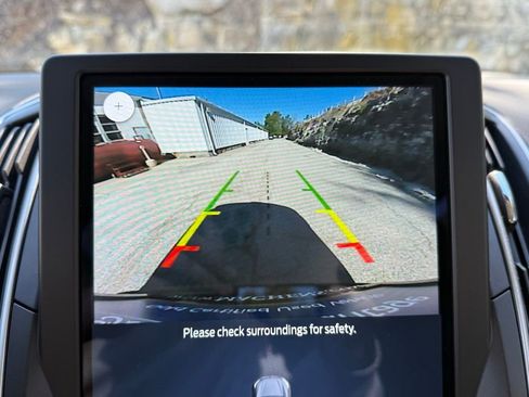 Certified 2024 Ford Edge SEL w/ Convenience Package image 25