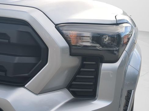 Used 2024 Toyota Tacoma SR5 image 17