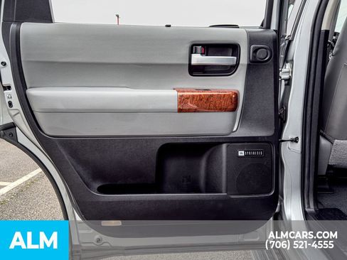 Used 2021 Toyota Sequoia Platinum RWD image 17