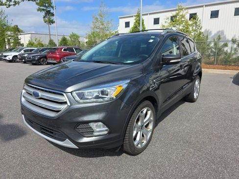 Used 2018 Ford Escape Titanium w/ Ford Safe & Smart Package image 3