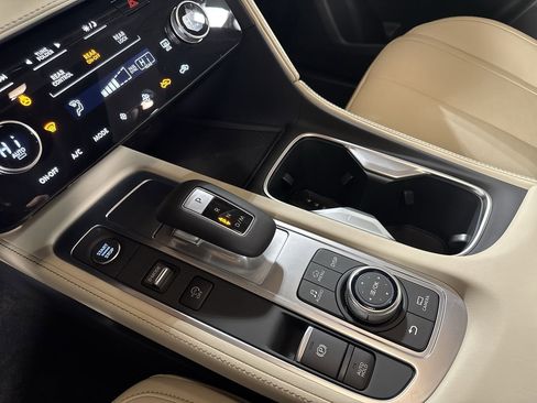 Certified 2025 INFINITI QX60 Pure image 24