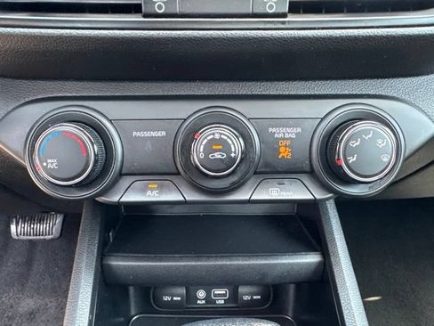 Used 2020 Kia Forte LXS FWD image 17