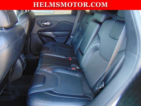 Certified 2022 Jeep Cherokee Latitude Lux image 30