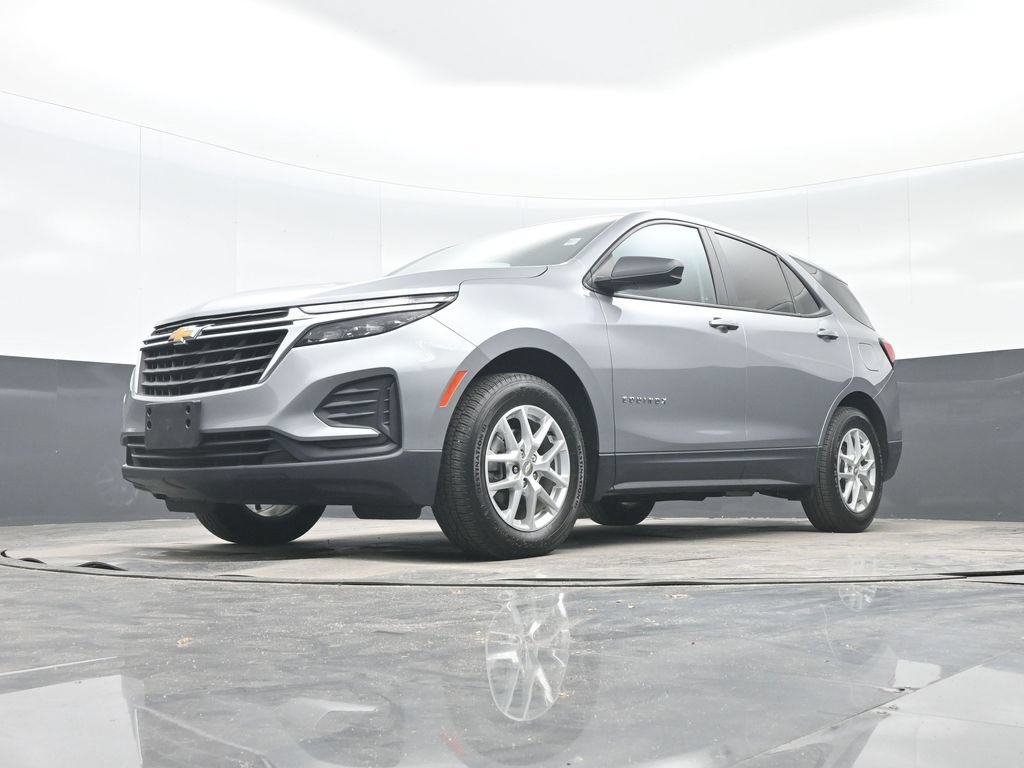Used 2023 Chevrolet Equinox LS FWD image 34
