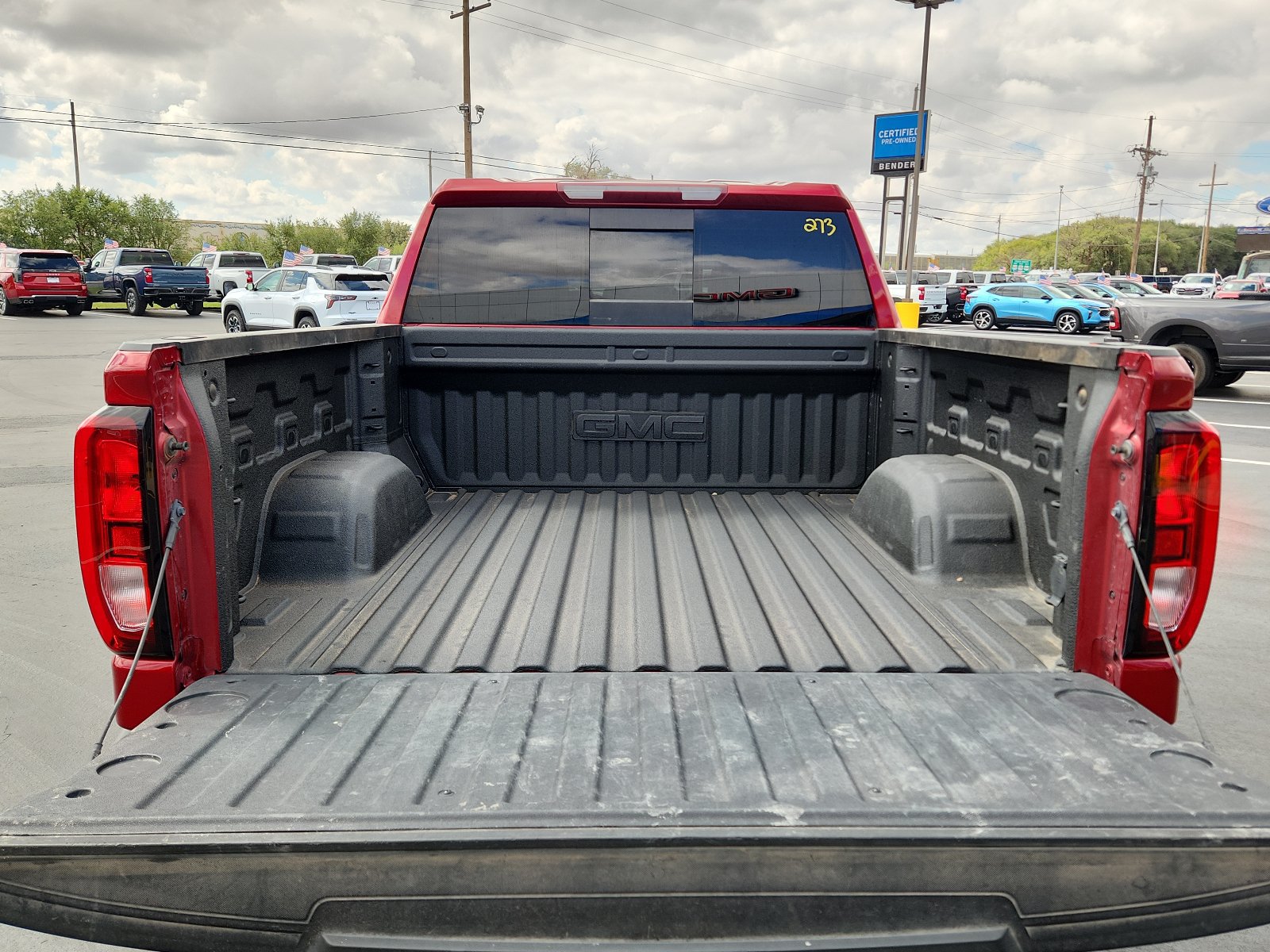 Used 2024 GMC Sierra 1500 Elevation w/ Elevation Premium Package AWD/4WD image 9