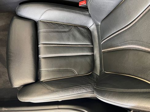 Used 2019 BMW 530e w/ Convenience Package image 26