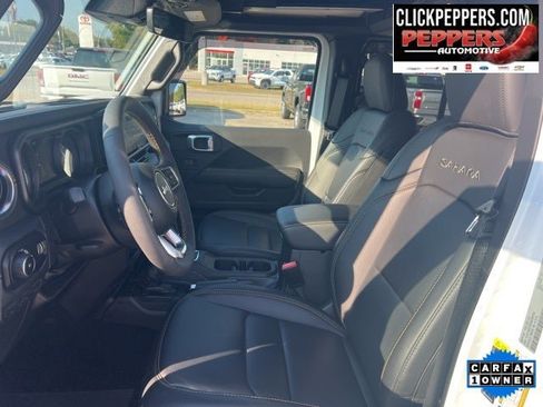 Used 2024 Jeep Wrangler Sahara w/ Technology Group image 13