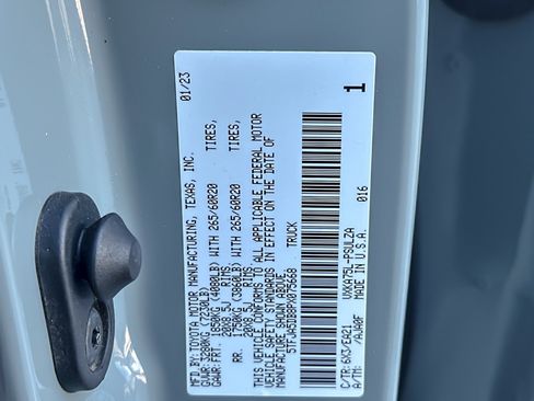 Used 2023 Toyota Tundra Limited image 26