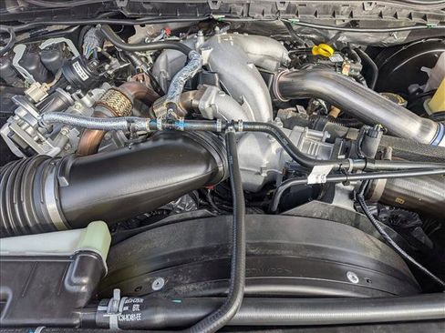 Certified 2022 Ford F350 Lariat w/ Tremor Off-Road Package image 22