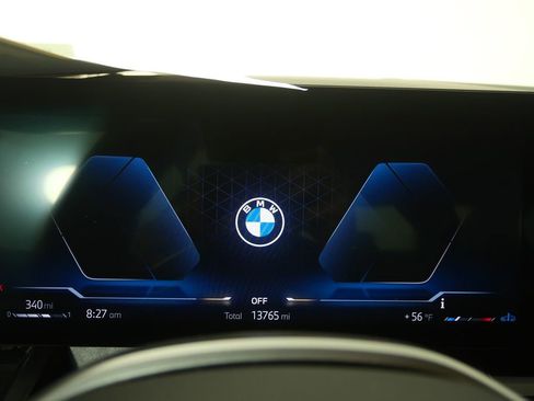 Certified 2025 BMW 530i image 22