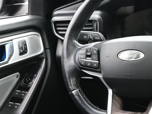Used 2020 Ford Explorer Platinum AWD/4WD image 25