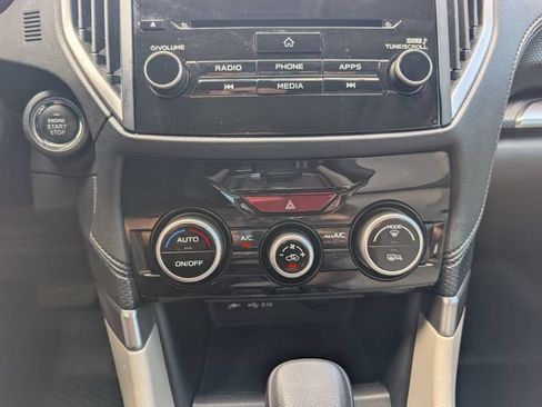 Used 2021 Subaru Forester Premium AWD/4WD image 17