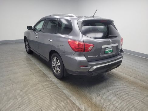 Used 2018 Nissan Pathfinder S image 3