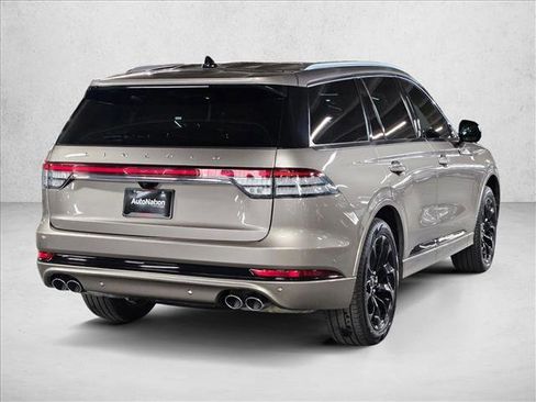 Used 2021 Lincoln Aviator Grand Touring w/ Equipment Group 301A image 5