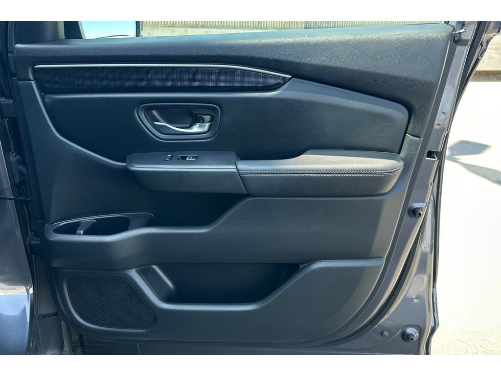 Used 2024 Honda Pilot Elite image 22