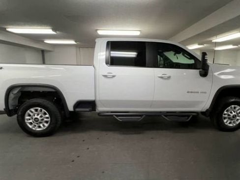 Certified 2024 Chevrolet Silverado 2500 LT w/ Convenience Package AWD/4WD image 9