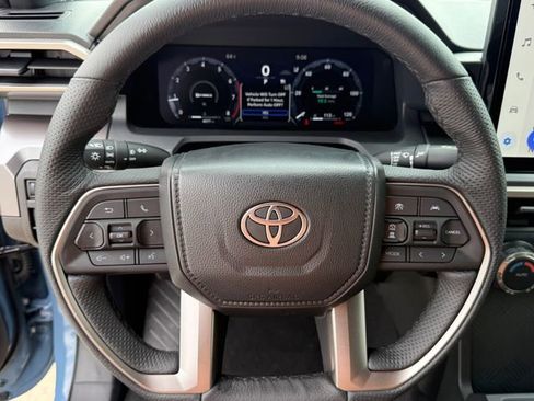Used 2026 Toyota Tacoma TRD Sport RWD image 11