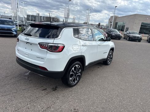 Used 2023 Jeep Compass Limited image 5