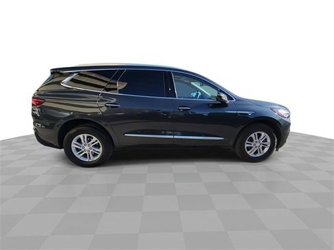 Used 2021 Buick Enclave Essence w/ Sound and Sites Package image 9