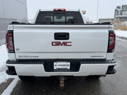 Used 2017 GMC Sierra 1500 Denali image 40