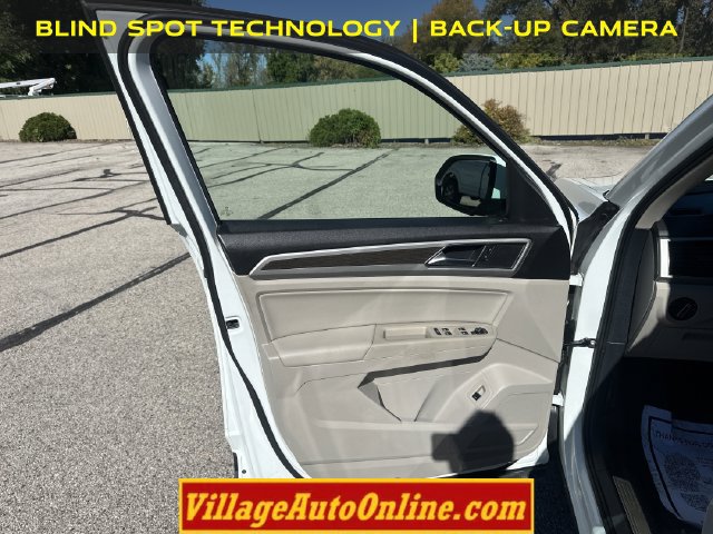 Used 2018 Volkswagen Atlas SEL AWD/4WD image 9