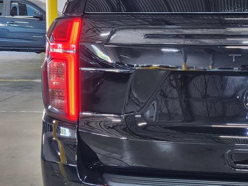 Used 2021 Chevrolet Tahoe Z71 AWD/4WD image 20
