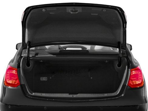 Used 2016 Acura RLX Sport Hybrid w/ Advance Pkg image 12