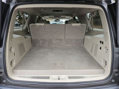Used 2019 GMC Yukon XL Denali w/ Denali Ultimate Package image 17