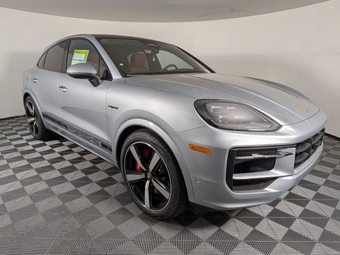 New 2026 Porsche Cayenne S AWD/4WD image 9